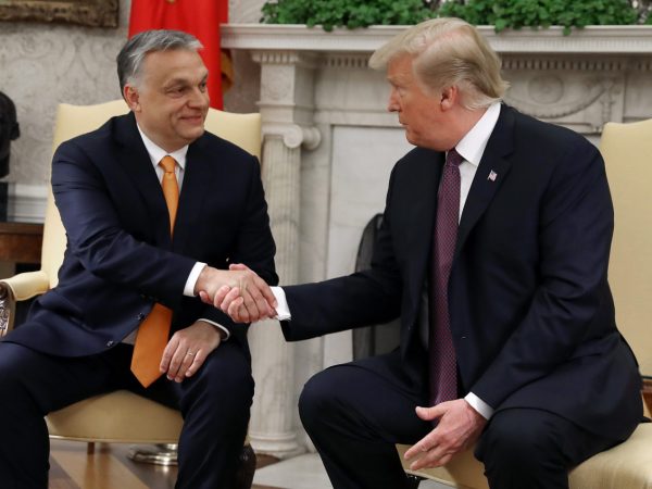 Trump îl susține pe Orban