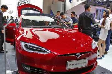 actiunile tesla cresc