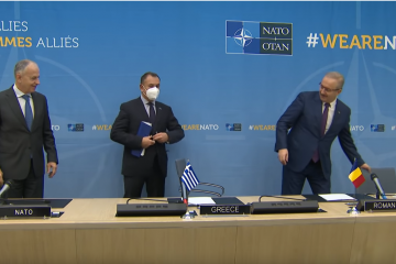 Dîncu s-a făcut de mirul pământului cu engleza lui de baltă